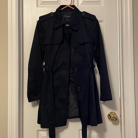 Banana Republic Jackets & Blazers - Banana Republic Trench Coat